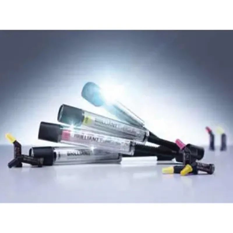 COMPOSITE BRILLIANT EVERGLOW HIBRIDO UNIVERSAL JERINGA 3 GR: Opaco Bleach OBL